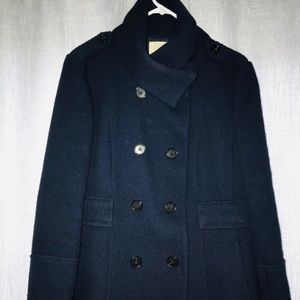 Only used 4 times almost new super cute